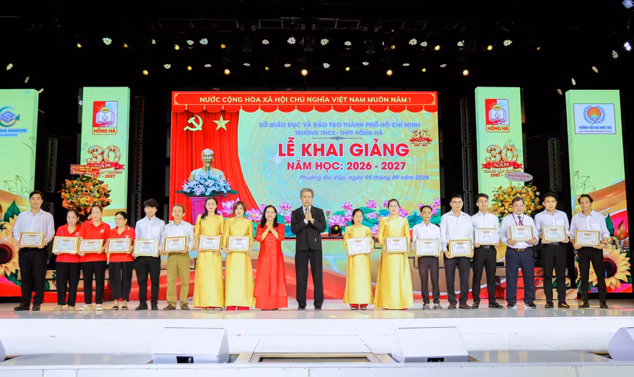 khai-giang-hong-ha-6.jpg