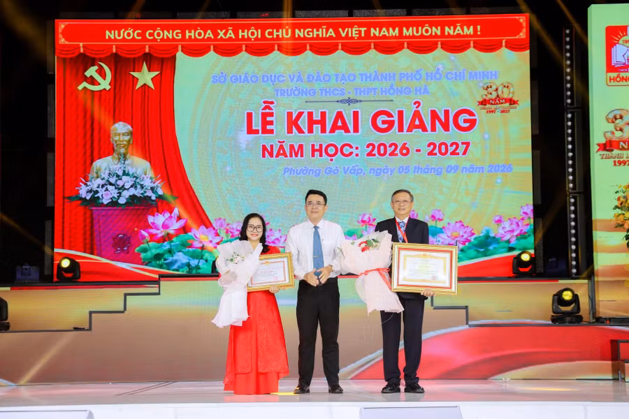 khai-giang-hong-ha-3.jpg
