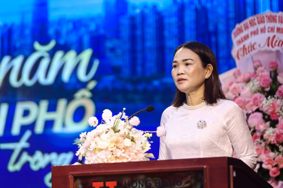 traogiai-50namtptrongtoi-namanh0d7a6215.jpg