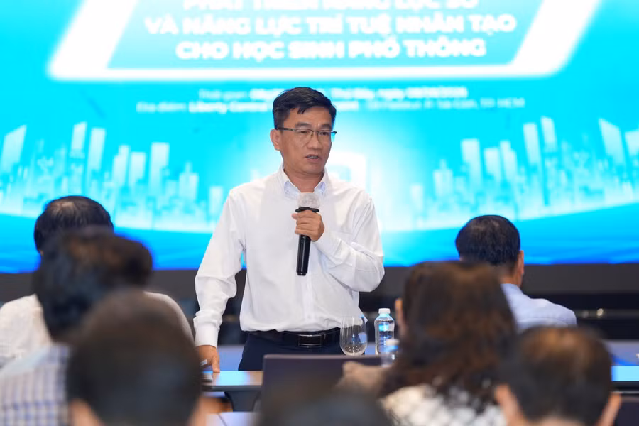dua-ai-vao-truong-hoc-3.jpg