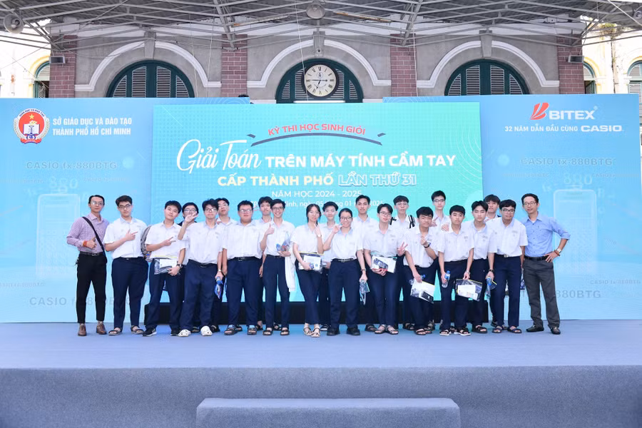 Học sinh TPHCM tham gia kỳ thi giải toán trên máy tính cầm tay cấp thành phố lần thứ 31.