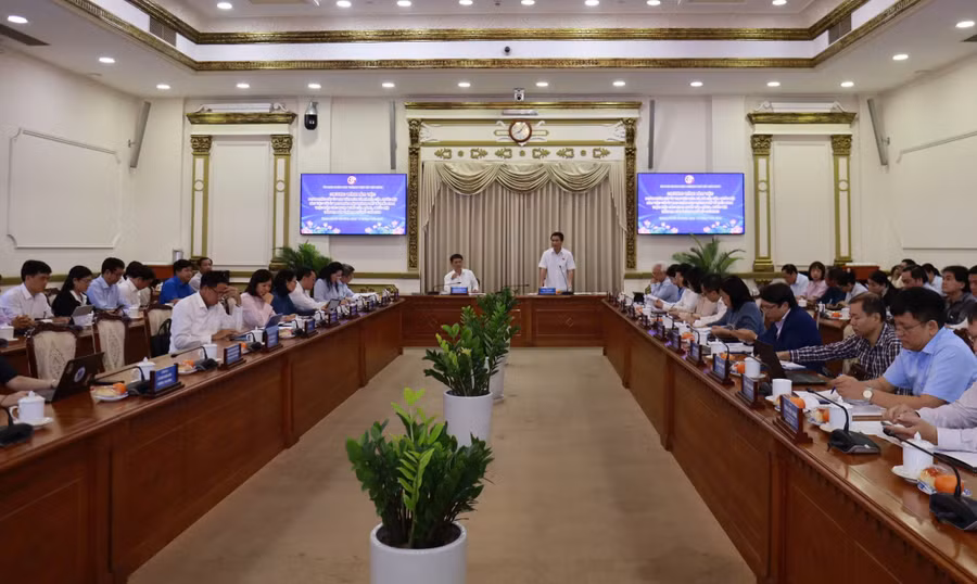 Toàn cảnh buổi làm việc của đoàn khảo sát của Ủy ban Văn hóa và xã hội của Quốc hội với UBND TPHCM.