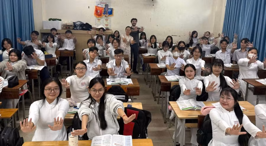 thi-tot-nghiep-tai-con-dao-1.jpg