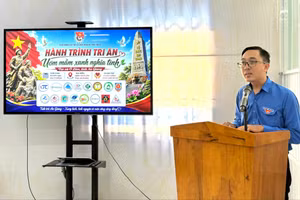 Chương trình "Hành trình tri ân - Ươm mầm xanh nghĩa tình" tại An Giang.