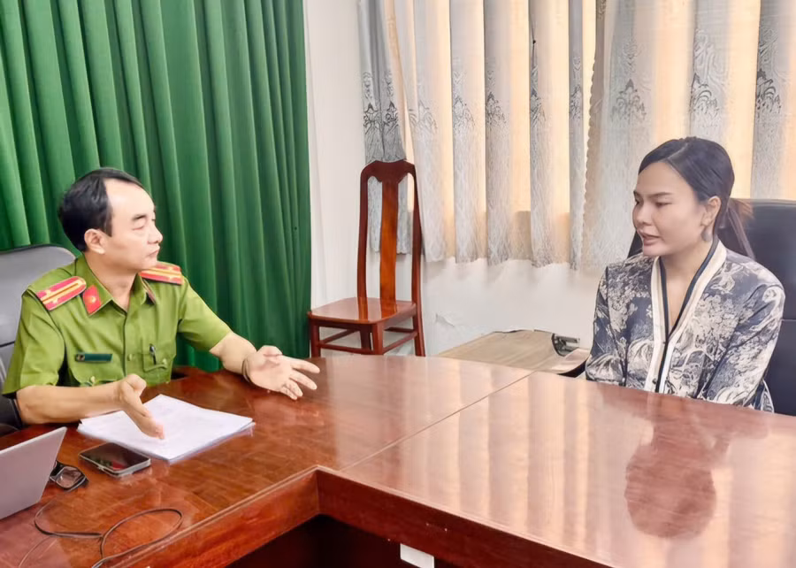 Công an An Giang tạm giữ hình sự Nguyễn Thị Kim Hoa về hành vi "Giết người". (Ảnh: Tiến Tầm)