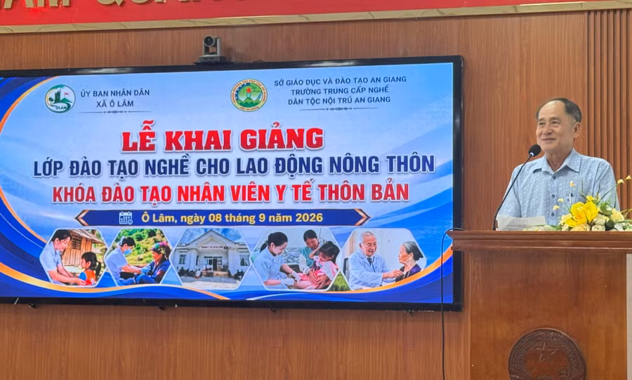 Đào tạo nghề nhân viên Y tế thôn bản cho lao động xã dân tộc và miền núi