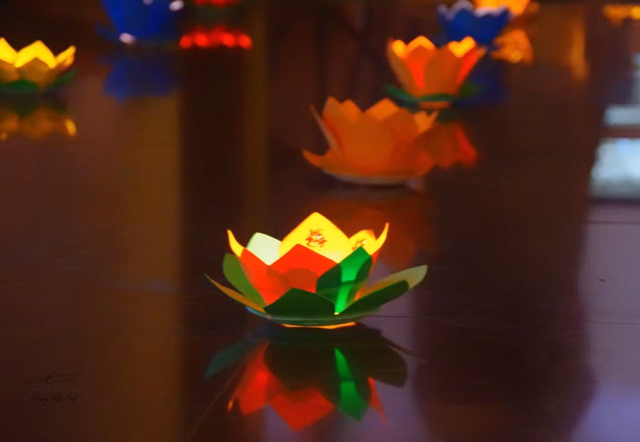 An Giang tổ chức Lễ hội hoa đăng Thiên Cấm Sơn trên núi Cấm (TX Tịnh Biên, An Giang). (Ảnh: D.V.A).