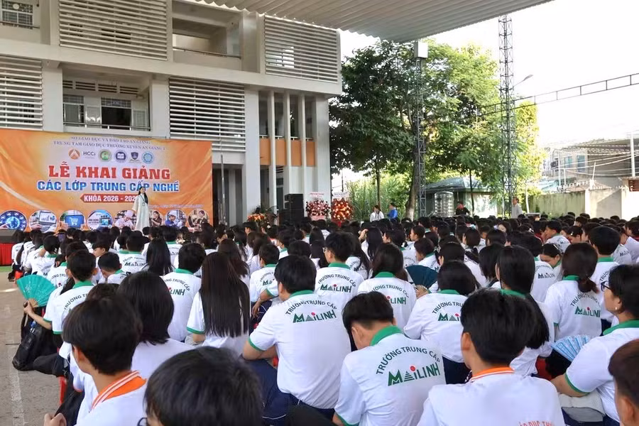 Trung tâm Giáo dục thường xuyên An Giang 2 khai giảng các lớp Trung cấp nghề niên khóa 2026 - 2028.
