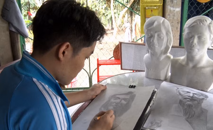Chàng trai khuyết tật ước mơ làm kiến trúc sư.