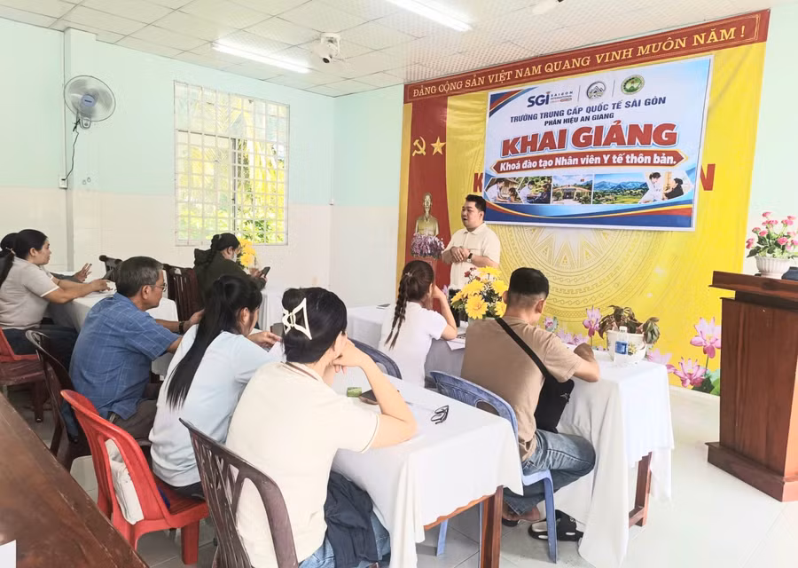 Các lớp đào tạo Nhân viên Y tế thôn bản ở An Giang.