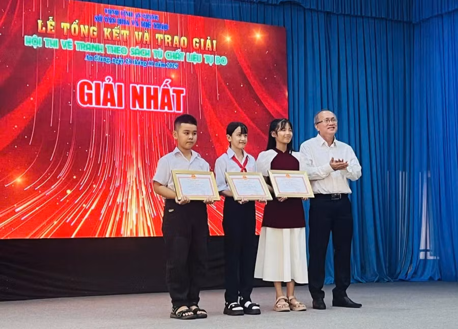 Lễ Tổng kết và trao giải Hội thi năm 2025. Ảnh: Trọng Nhân