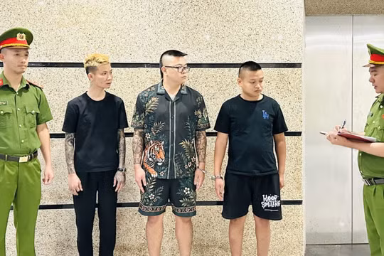 Cơ quan CSĐT Công an tỉnh Thanh Hóa ra Quyết định khởi tố vụ án, khởi tố bị can và Lệnh bắt bị can để tạm giam. 