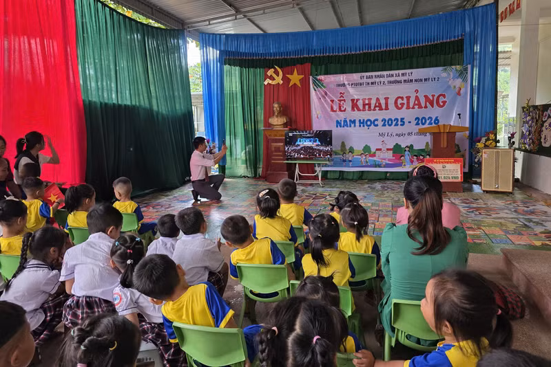 khai-giang-my-ly-7.jpg