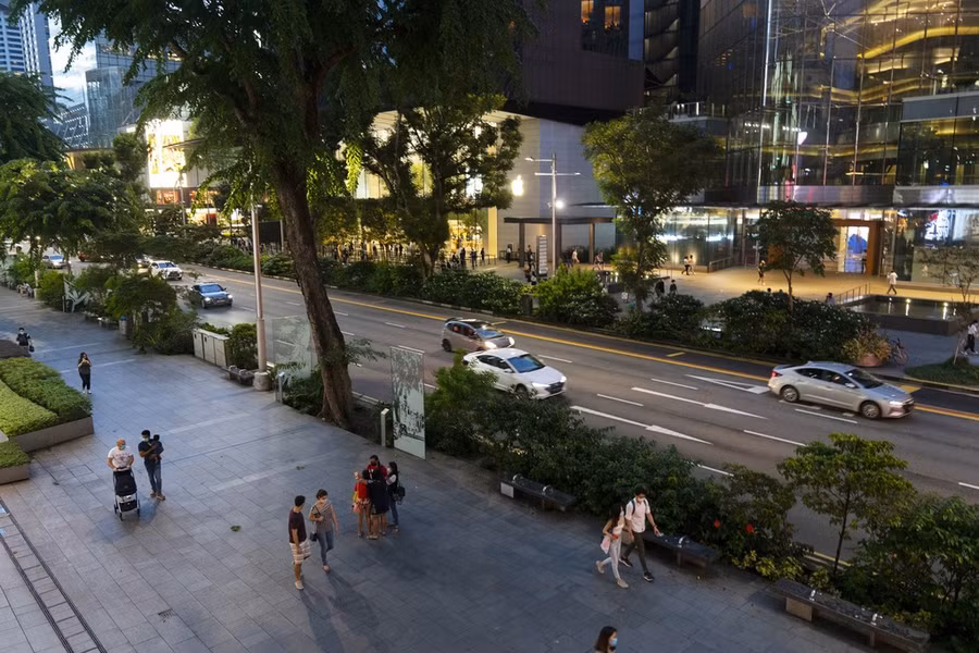 Thảm cảnh của đường Orchard phơi bày toàn bộ khó khăn của nền kinh tế Singapore. Ảnh: Bloomberg.