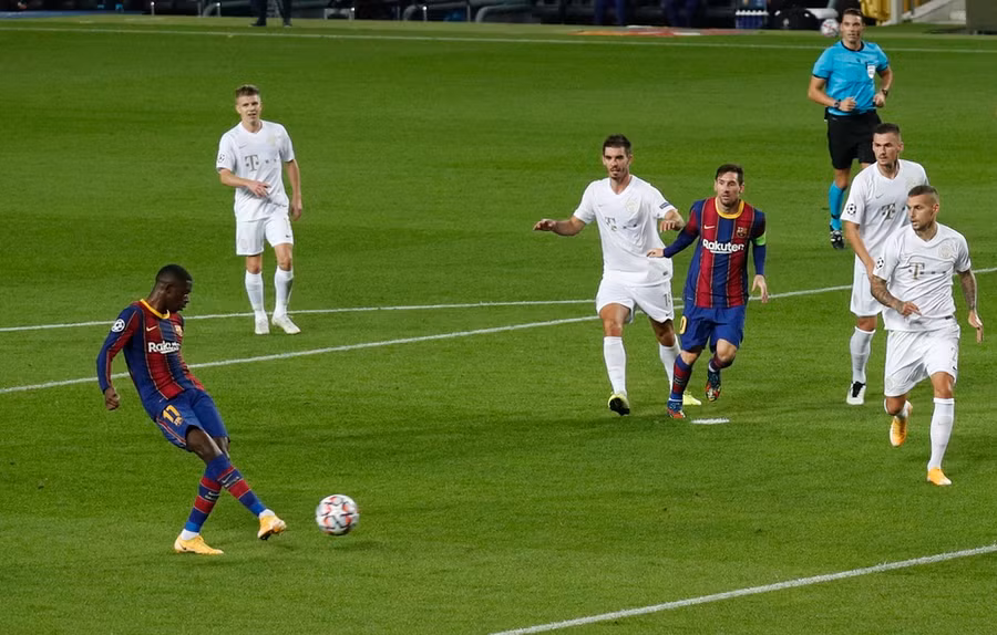 Ousmane Dembele ấn định thắng lợi 5-1 cho chủ nhà sau đường kiến tạo của Messi. Trước đó, cầu thủ người Pháp cũng chuyền dọn cỗ cho Pedri nâng tỷ số lên 4-1.