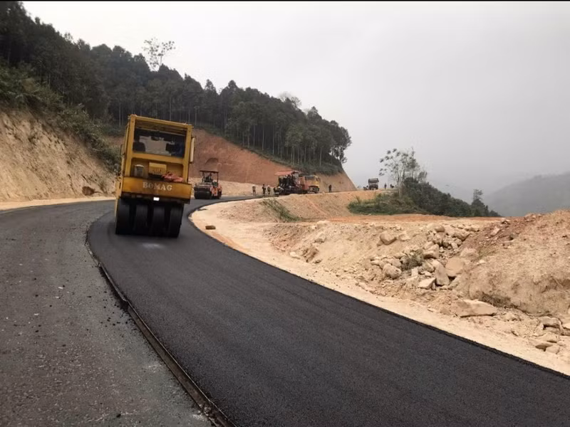 Sau khi hoàn thiện, tuyến đường được kỳ vọng tạo điều kiện thúc đẩy tiềm năng du lịch các huyện Trạm Tấu, Nghĩa Lộ, Mù Cang Chải khu vực phía Tây tỉnh Yên Bái. 1000032313.jpg