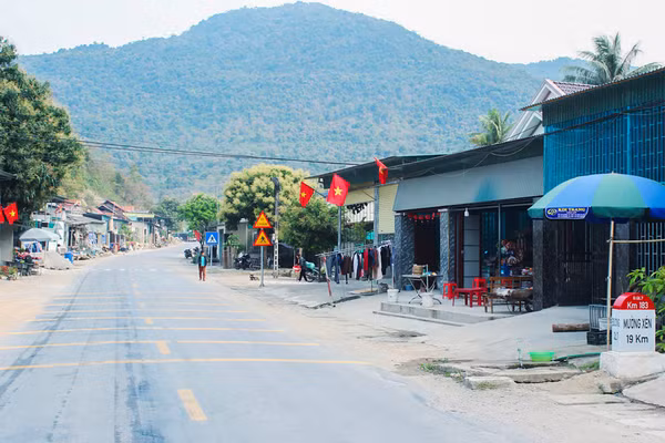 Một góc xã miền núi Chiêu Lưu, Nghệ An.