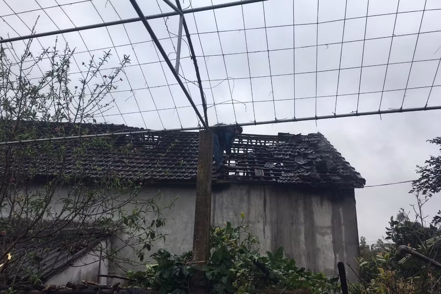Ngôi nhà mẹ con chị L. bị Nam phóng hỏa đốt. (Ảnh: Tài Nguyên)