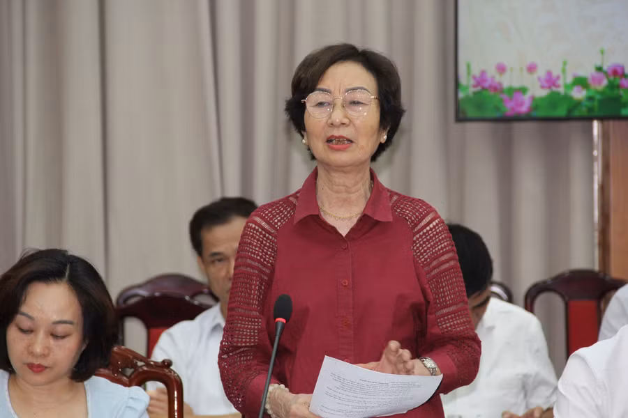 PGS.TS Bùi Thị An nhấn mạnh, khi xây dựng nghị quyết nên có báo cáo đánh giá về tác động xã hội.