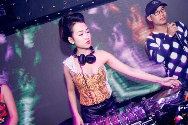 Hình ảnh: Chuyện ít ai biết về 3 nữ DJ xinh đẹp trong The Remix số 1