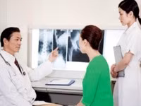 Dấu hiệu bạn bị nhiễm nấm Candida ở phổi
