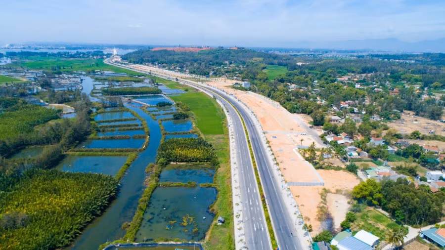 Sở Kế hoạch và Đầu tư tỉnh Quảng Ngãi đã rà soát và tham mưu UBND tỉnh chấm dứt hiệu lực pháp lý chủ trương đầu tư 38 dự án thực hiện không đúng tiến độ. Sở Kế hoạch và Đầu tư tỉnh Quảng Ngãi đã rà soát và tham mưu UBND tỉnh chấm dứt hiệu lực pháp lý chủ trương đầu tư 38 dự án thực hiện không đúng tiến độ.