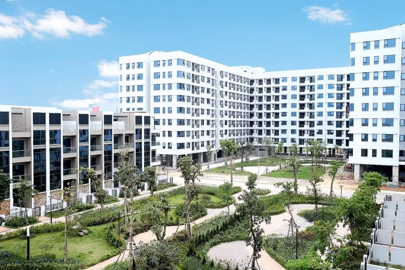 Nhiệm vụ trọng tâm của thị trường bất động sản mà Bộ Xây dựng trong năm 2023 đặt ra là thúc đẩy phát triển nhà ở xã hội và nhà ở công nhân.