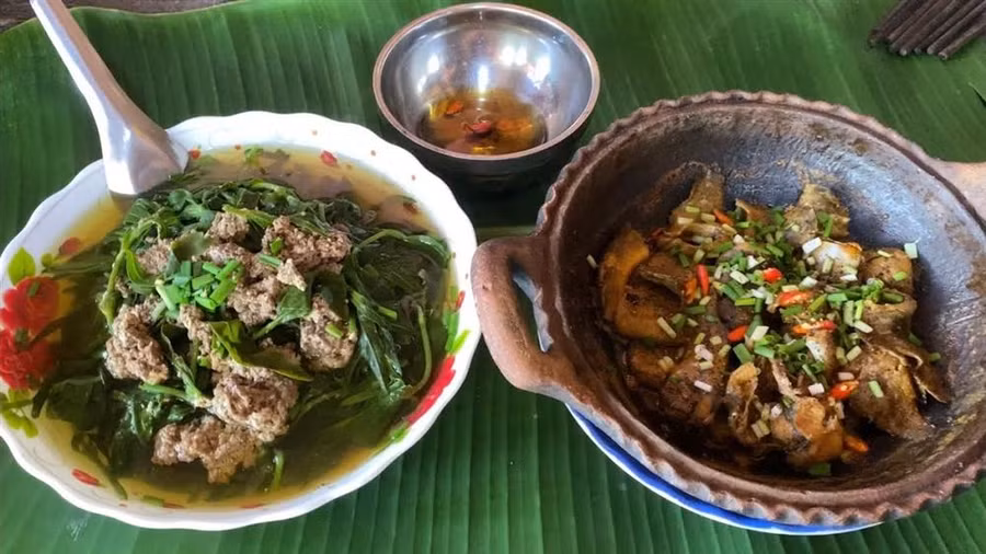 Rau dệu nấu canh cua đồng. Nguồn 2sao.