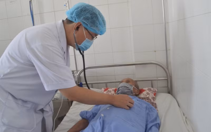 Bệnh nhân N.V.T., 101 ở tỉnh Hậu Giang. Ảnh: Nhân dân.
