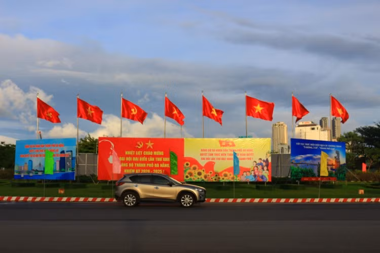  Đường phố Đà Nẵng.