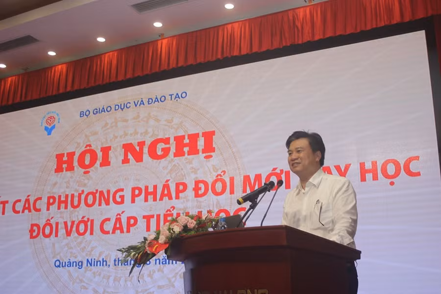 Thứ trưởng Nguyễn Hữu Độ dự và phát biểu tại Hội nghị.