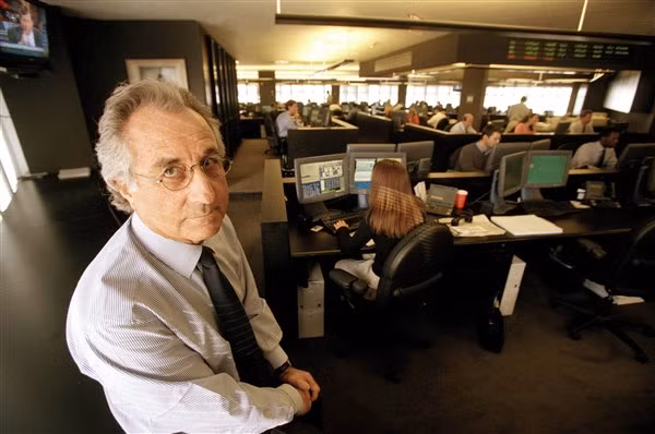 Madoff mở công ty đầu tư chứng khoán năm 1960.