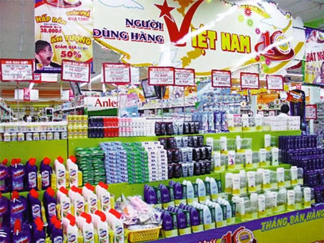 Người Việt Nam dùng hàng Việt Nam (Internet)