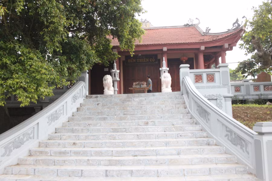 Thiên Cổ Miếu - 'miếu chủ' thờ người thầy thể hiện đạo lý 'tôn sư trọng đạo'.