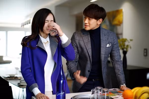 Cặp đôi Kim Soo Hyun và Jeon Ji Hyun tái ngộ - 16
