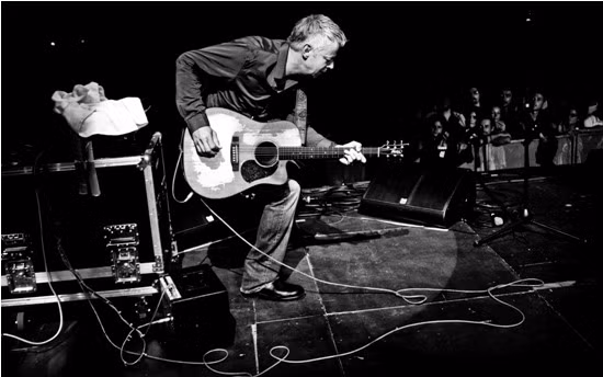 Thưởng thức đêm nhạc của huyền thoại sống làng guitar thế giới ảnh 1