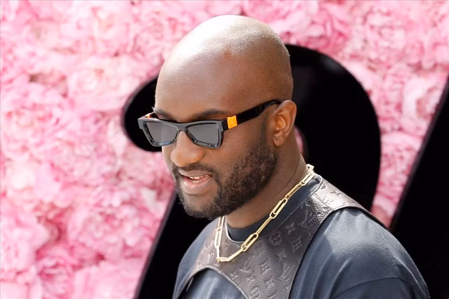 Làng mốt toàn cầu chấn động trước thông tin nhà thiết kế của Louis Vuitton - Virgil Abloh qua đời tại Chicago sau hai năm chiến đấu với căn bệnh u mạch tim hiếm gặp, hưởng dương 41 tuổi. Ảnh: AFP.