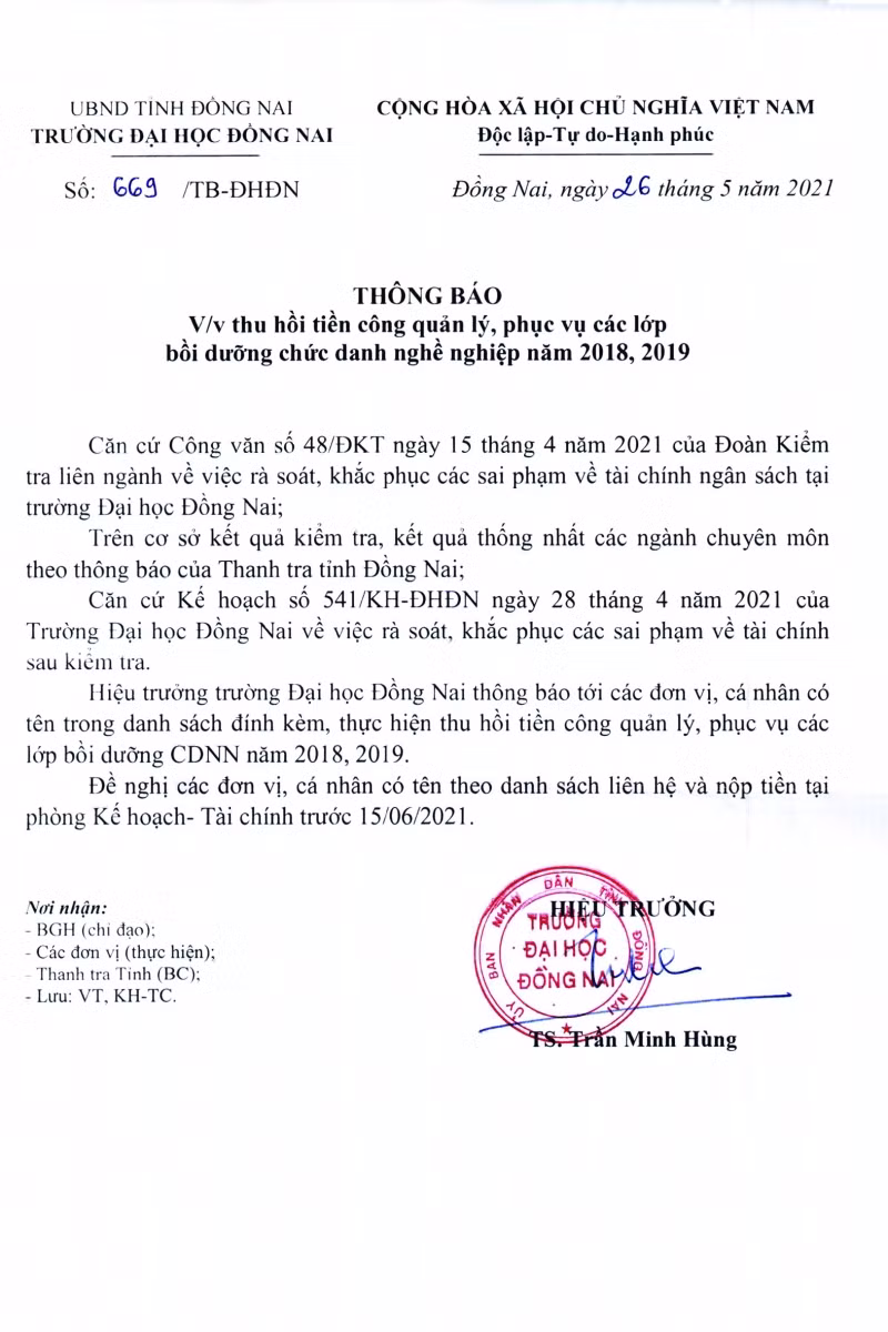 Văn bản thu hồi tiền chi sai do Hiệu trưởng Trần Minh Hùng ký ngày 26/5/2021.