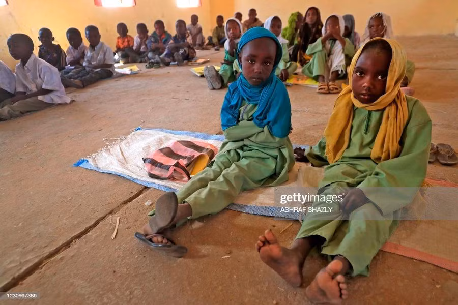 Một trường học ở làng Hamada Nam Darfur. Một trường học ở làng Hamada Nam Darfur.