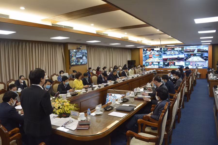 Hội nghị trực tuyến sơ kết học kỳ I và triển khai nhiệm vụ học kỳ 2 đối với Giáo dục Tiểu học năm học 2020 – 2021 diễn ra tại 180 điểm cầu ở62 địa phương.