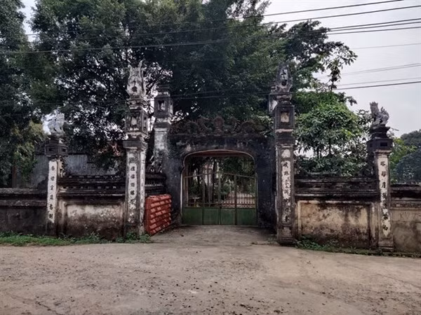 Thầy giáo Đỗ Khắc Chung được suy tôn là Thành hoàng làng Quan Tử.