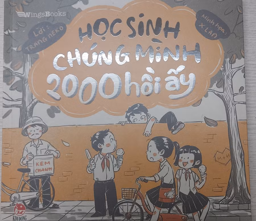 Những nét học trò đầy tinh nghịch được họa sĩ X.Lan thể hiện trên bìa sách 'Học sinh chúng mình 2000 hồi ấy'. Ảnh: Hoàng Anh.