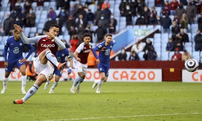 Dù thua Aston Villa nhưng Chelsea vẫn vào Top 4.