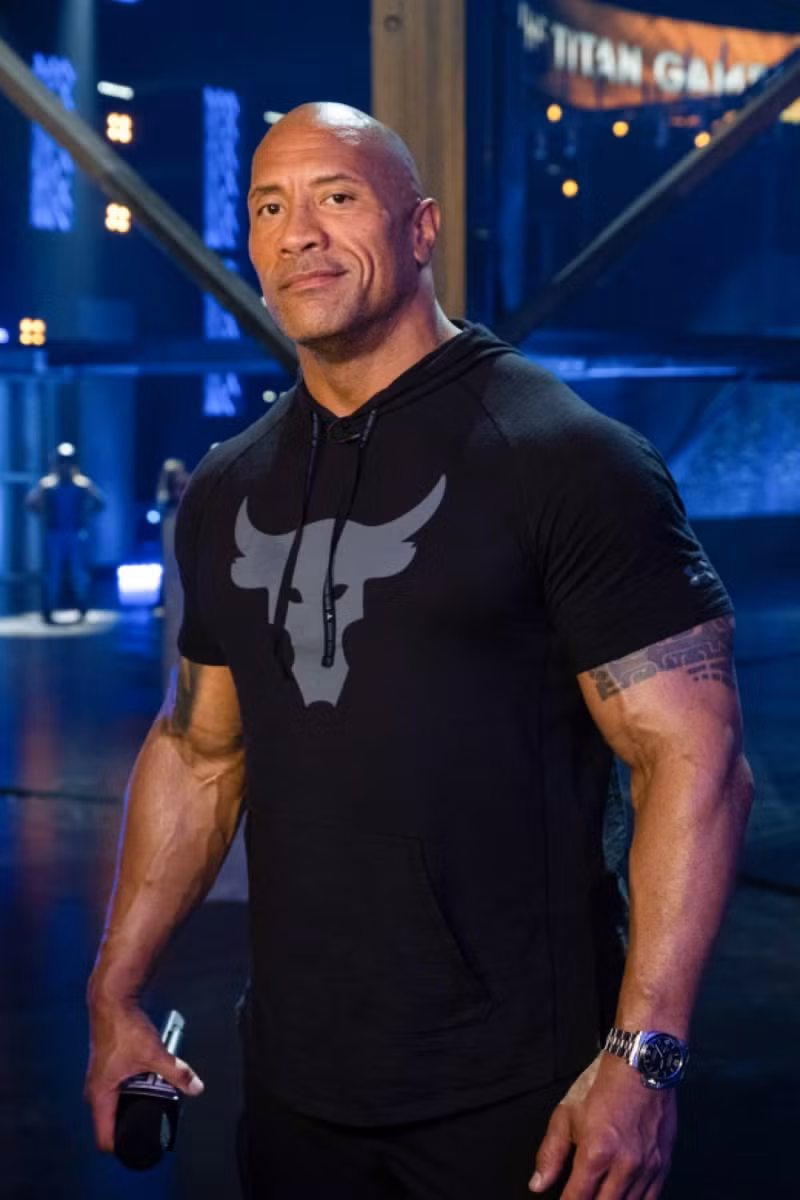 Diễn viên kiêm đô vật huyền thoại The Rock xếp thứ hai