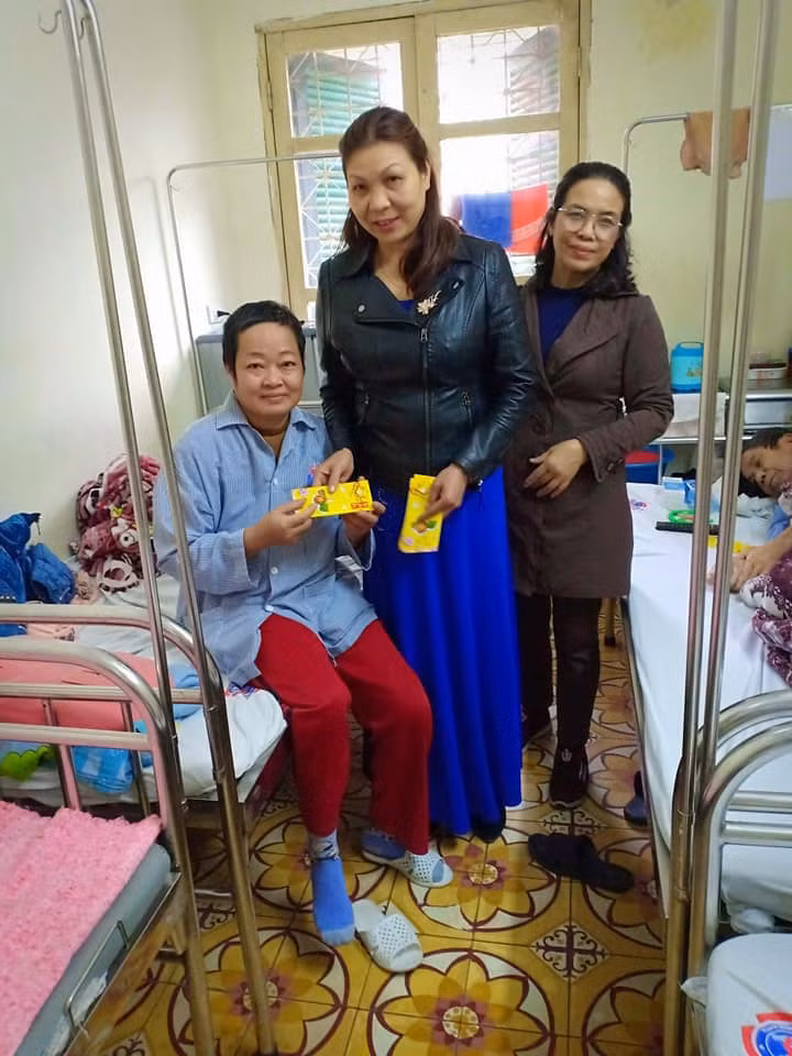 Tết đến sớm với bệnh nhân ung thư Tết đến sớm với bệnh nhân ung thư