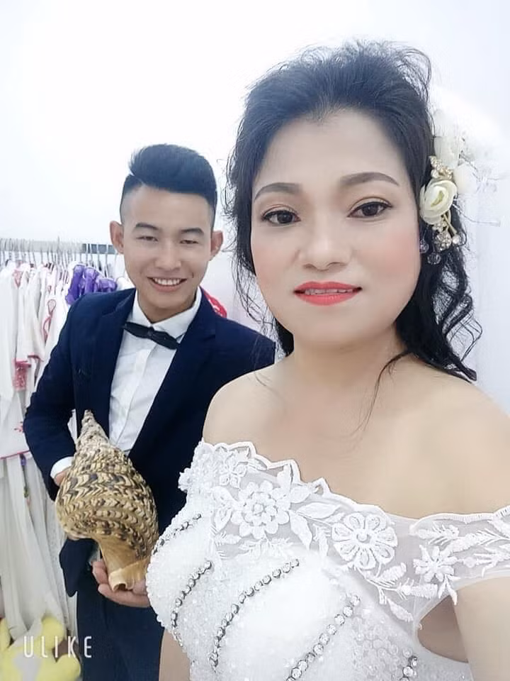 Cộng đồng mạng - Cô dâu 41 tuổi tại Phú Thọ tiết lộ lý do lấy chú rể 20 tuổi (Hình 2).