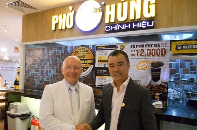 Ông chủ chuỗi nhà hàng Món Huế là ai?-2