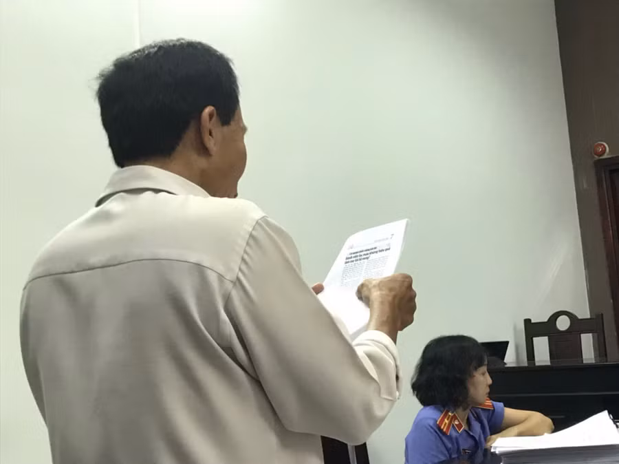 Đại diện nguyên đơn tại tòa ngày 22/10. Ảnh: MV Đại diện nguyên đơn tại tòa ngày 22/10. Ảnh: MV