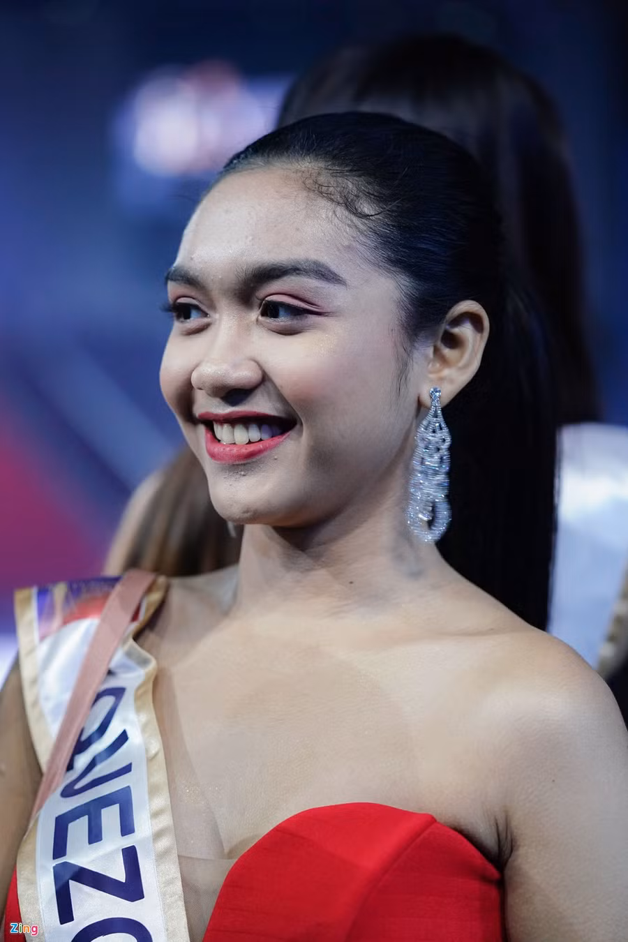 16 nguoi dep Philippines xuat hien, khuay dong le khai mac SEA Games hinh anh 6 