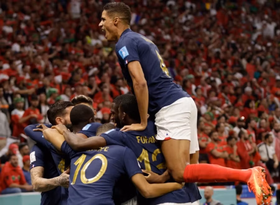 Pháp thắng Ma Rốc 2-0 và sẽ gặp Argentina ở chung kết World Cup 2022. Pháp thắng Ma Rốc 2-0 và sẽ gặp Argentina ở chung kết World Cup 2022.